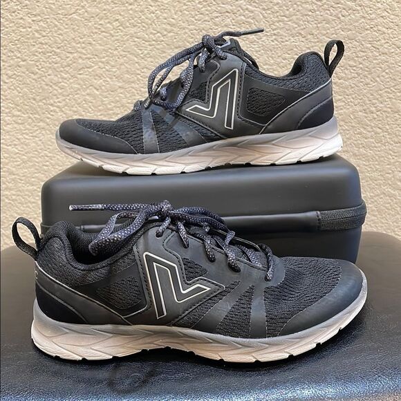 VIONIC Women's 335 Miles Sneakers Size 6.5 - Picture 1 of 7